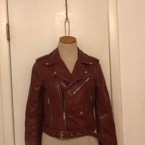 Vegan leather moto biker chic  Zara jacket sm